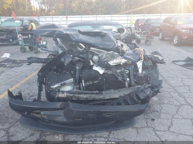 Dodge Challenger Image 9