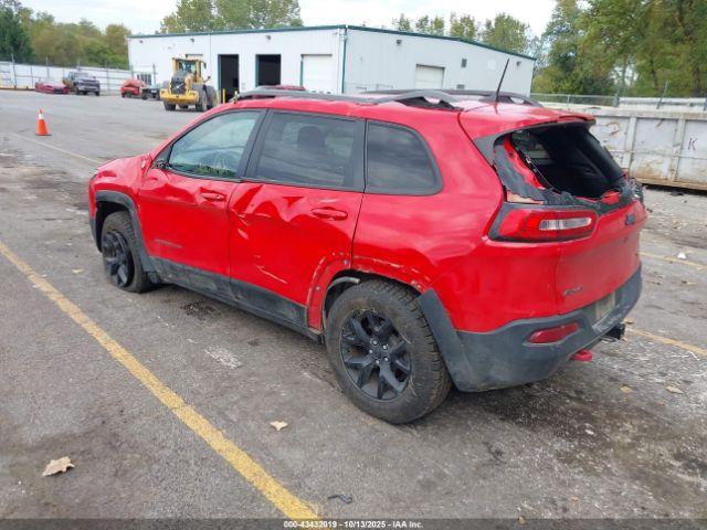 Jeep Cherokee Trailhawk 4x4 Image 14