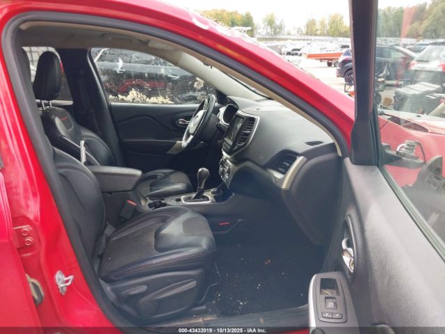 Jeep Cherokee Trailhawk 4x4 Image 4