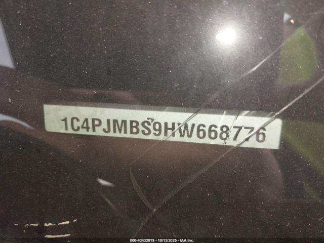 Jeep Cherokee Trailhawk 4x4 Image 7