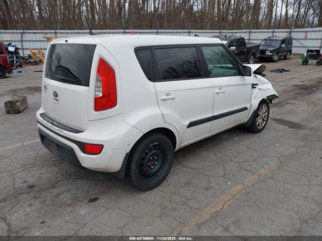 Kia Soul Image 2