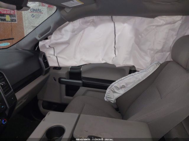 Ford F-150 Xlt Image 4