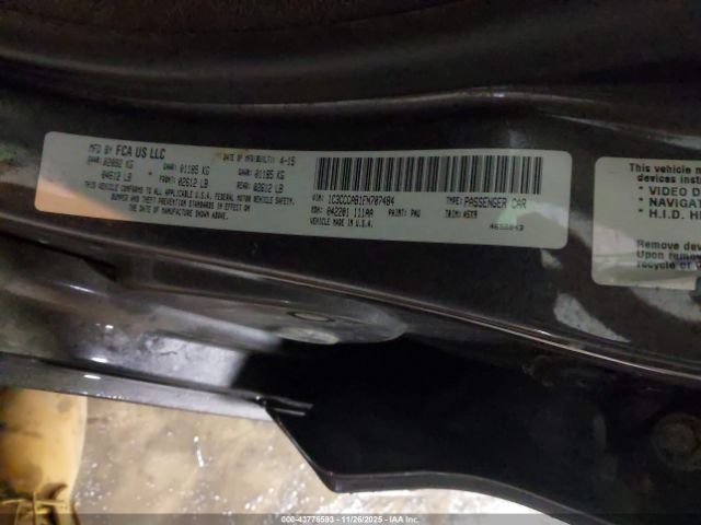 Chrysler 200 Limited Image 9