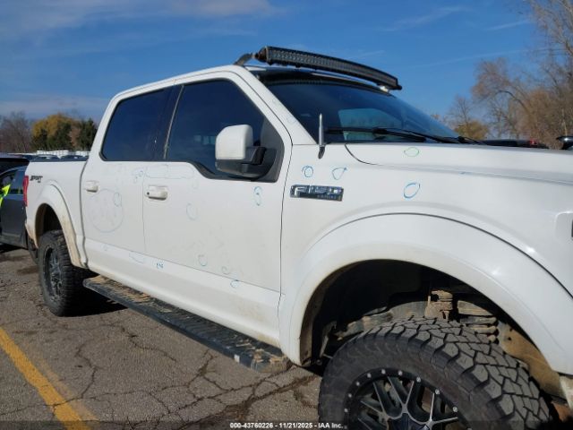 Ford F-150 Lariat Image 14
