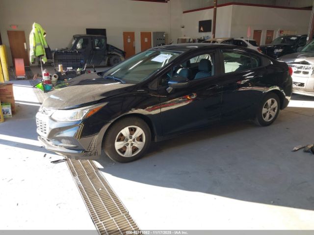 Chevrolet Cruze Ls Auto Image 3