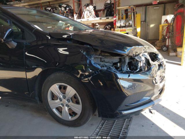 Chevrolet Cruze Ls Auto Image 14