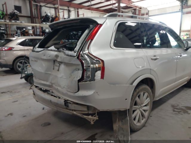 Volvo XC90 T6 Momentum Image 6