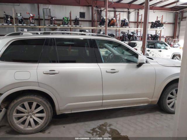 Volvo XC90 T6 Momentum Image 8