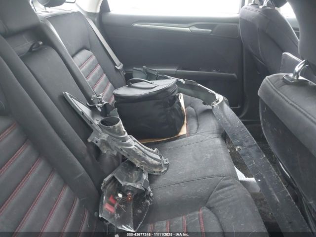 Ford Fusion Se Image 16