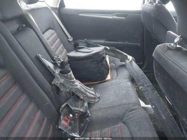 Ford Fusion Se Image 16