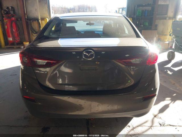 Mazda Mazda3 I Touring Image 13