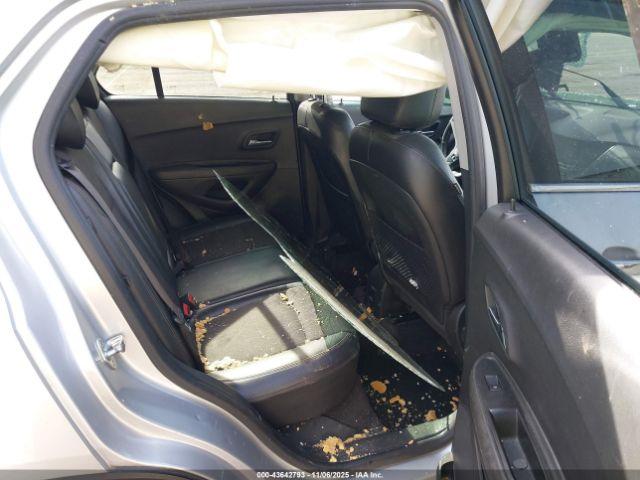 Chevrolet Trax Lt Image 8