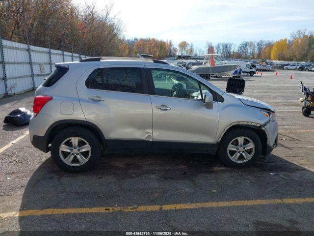 Chevrolet Trax Lt Image 2