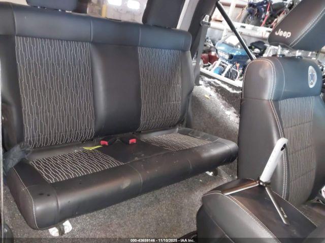 Jeep Wrangler Sport Image 4