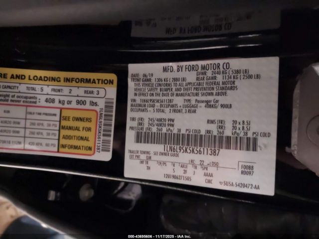 Lincoln Continental Select Image 5