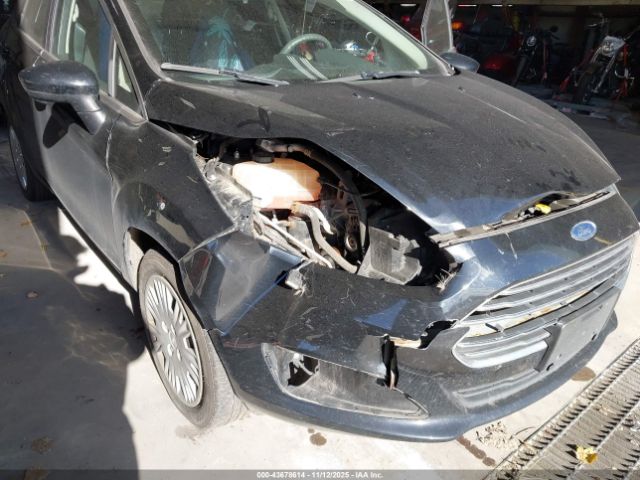 Ford Fiesta S Image 5