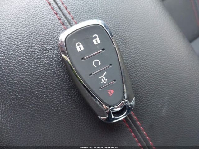 Chevrolet Equinox Awd Rs Image 9