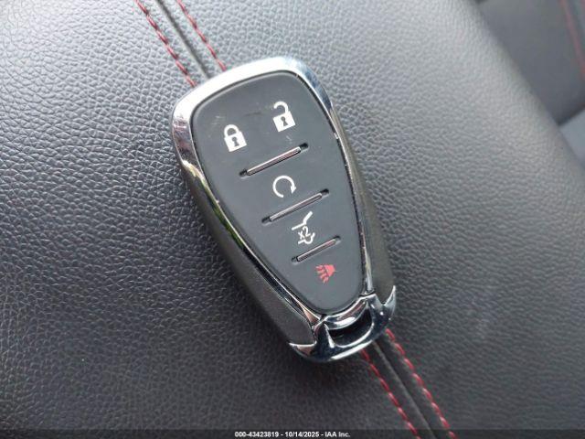 Chevrolet Equinox Awd Rs Image 9