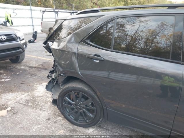 Chevrolet Equinox Awd Rs Image 13