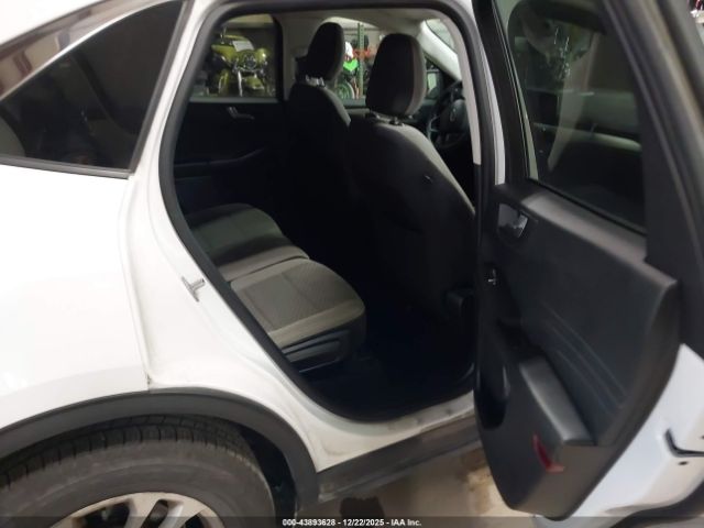 Ford Escape Se Image 10