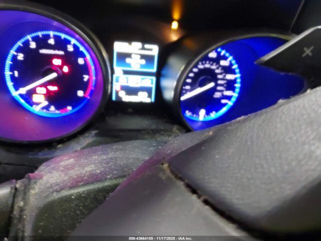 Subaru Outback 2.5i Limited Image 17