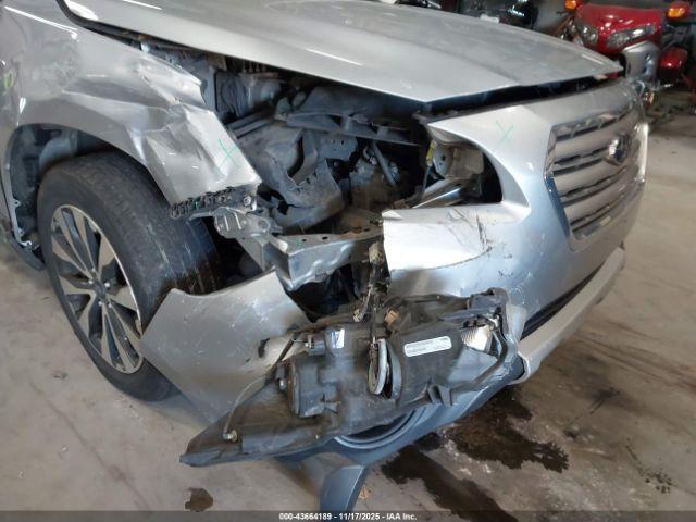 Subaru Outback 2.5i Limited Image 4