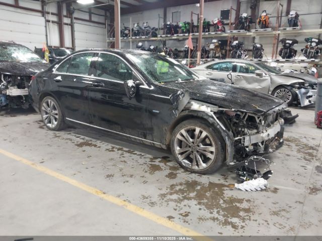 Mercedes-Benz C-Class Image 1