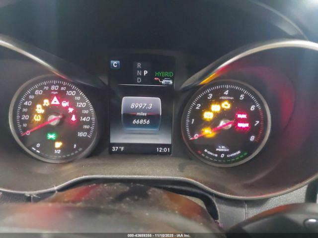 Mercedes-Benz C-Class Image 4