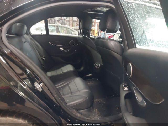 Mercedes-Benz C-Class Image 8