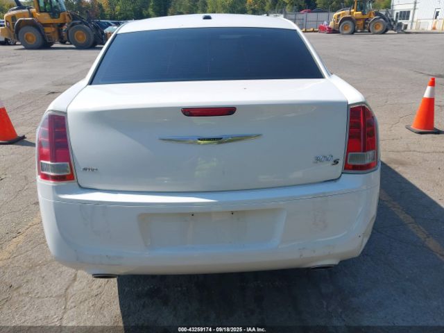 Chrysler 300 300s Image 9