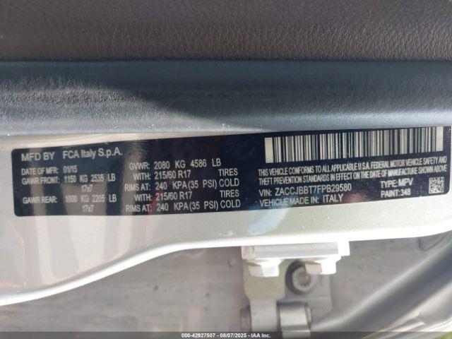 Jeep Renegade Latitude Image 9