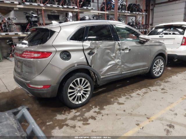 Lincoln MKC Reserve Image 3