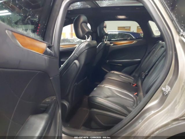 Lincoln MKC Reserve Image 4