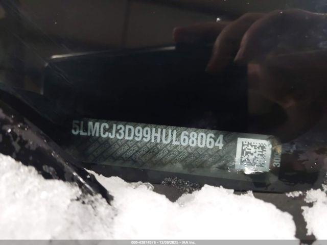 Lincoln MKC Reserve Image 8