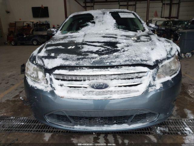 Ford Taurus Limited Image 16