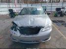 Chrysler 200 Touring Image 14