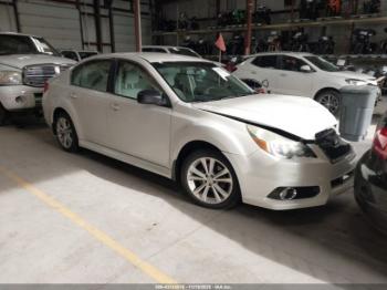  Salvage Subaru Legacy