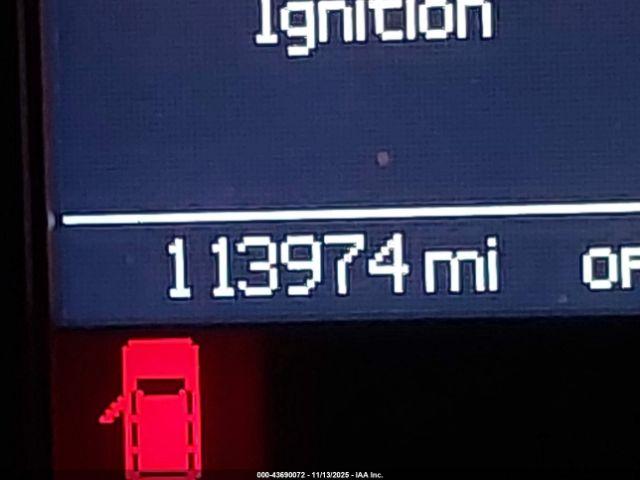 Chrysler Town & Country Touring Image 7