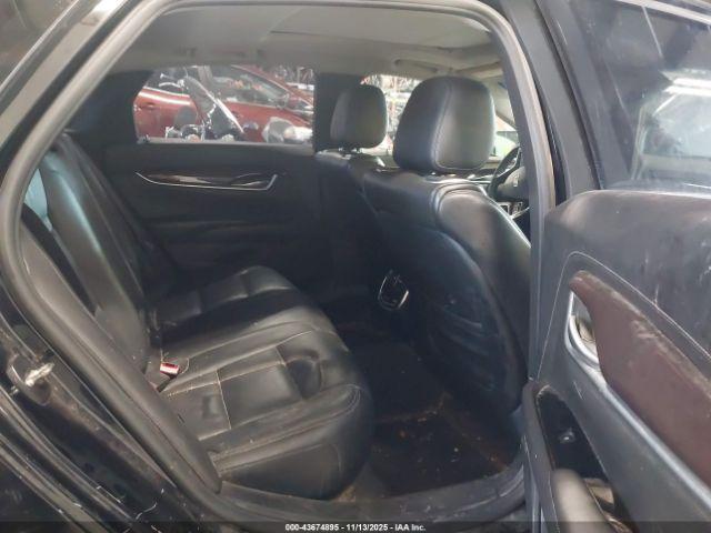 Cadillac XTS Premium Collection Image 6