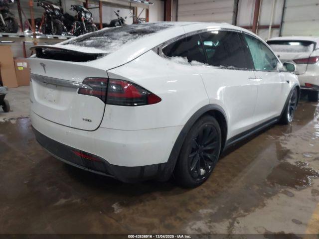 Tesla Model X Image 6