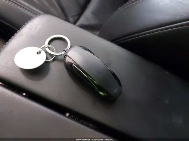 Tesla Model X Image 18