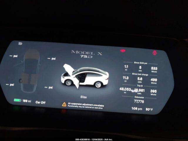 Tesla Model X Image 17