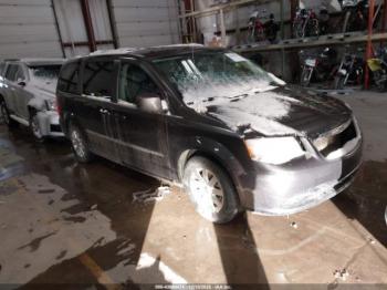  Salvage Chrysler Town & Country