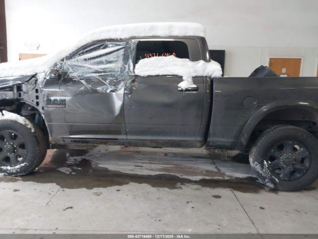 Ram 2500 Laramie  4x4 6'4 Box Image 9