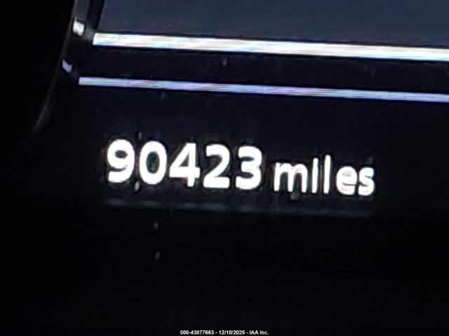 INFINITI Qx Essential Image 13