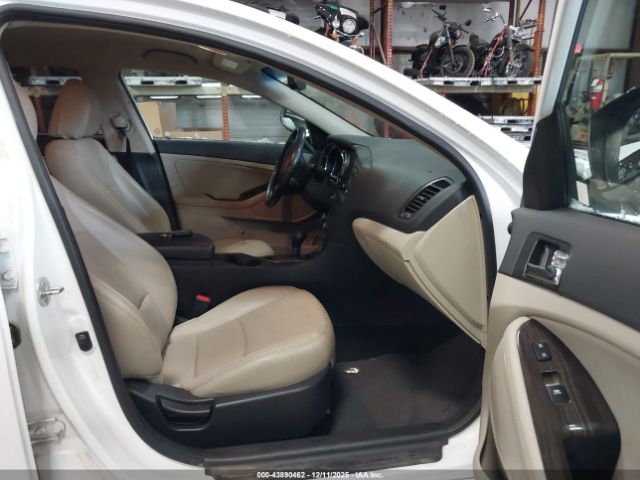 Kia Optima Ex Image 3