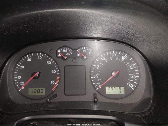 Volkswagen GTI Image 4