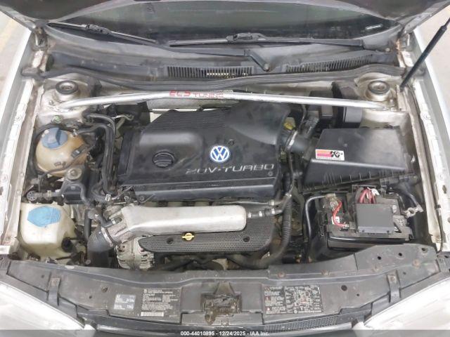 Volkswagen GTI Image 10