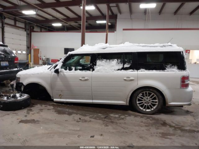 Ford Flex Sel Image 11