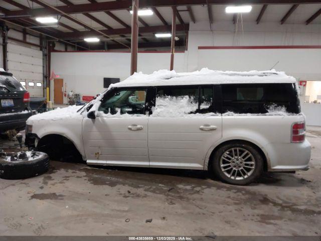 Ford Flex Sel Image 11